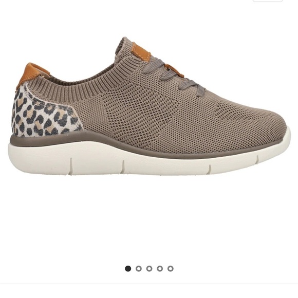 Propet Women's Tan and Cream Sneakers - Picture 1 of 8